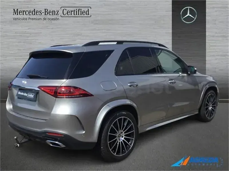 Usado Mercedes GLE300 272 CV (200 kW) 2023 Gris / plata SUV