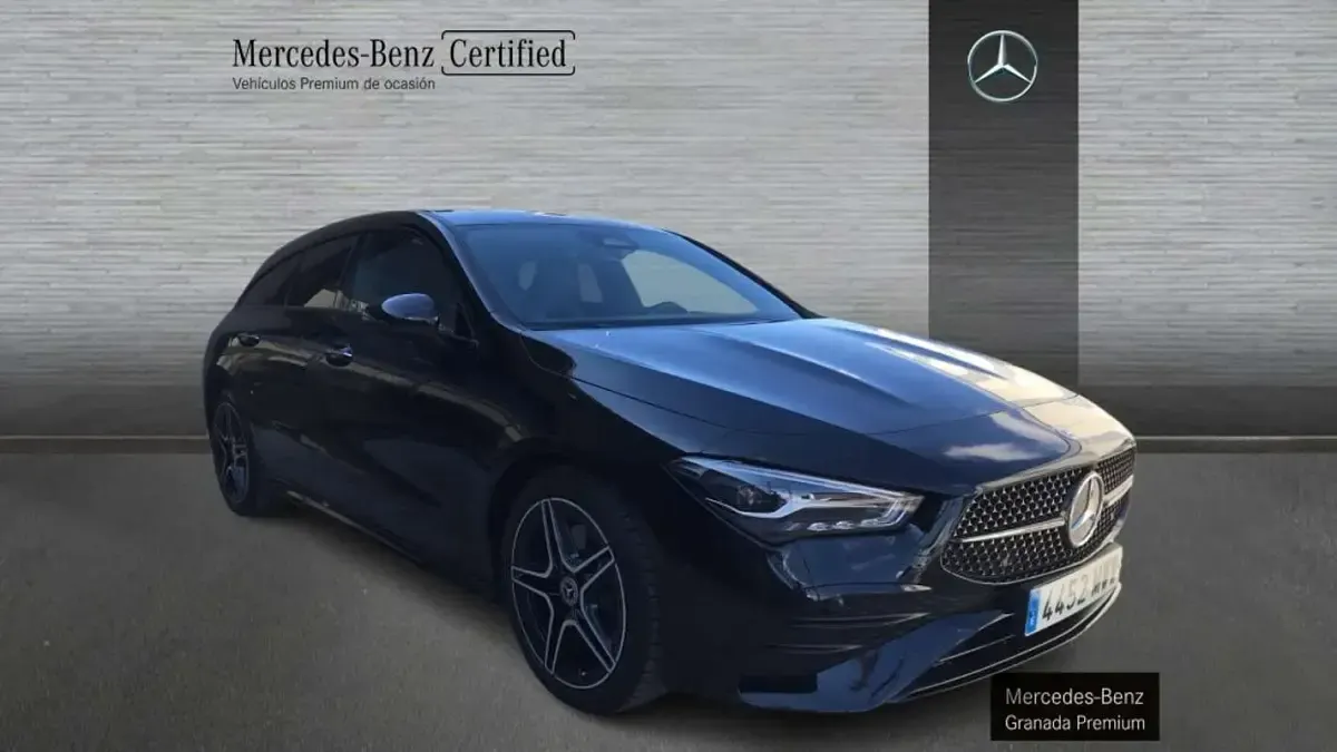 Usado Mercedes CLA200 150 CV (110 kW) 2024 Negro Coupe