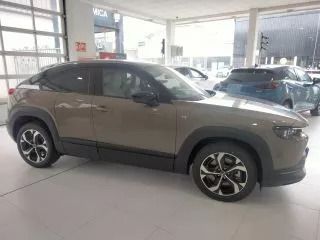 Usado Mazda MX30 Ad'Vantage 125 kW (170 CV) 2024 Beige SUV