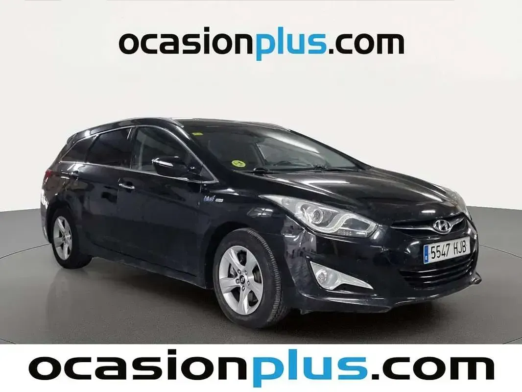 Usado Hyundai i40 GLS 136 CV (100 kW) 2012 Negro Familiar