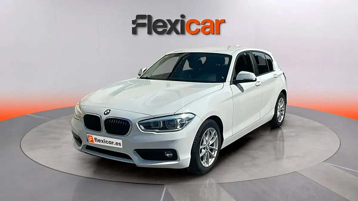 Usado BMW 116 116 CV (85 kW) 2019 Blanco Utilitario