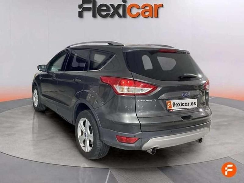 Usado Ford Kuga Titanium 150 CV (110 kW) 2016 Gris SUV