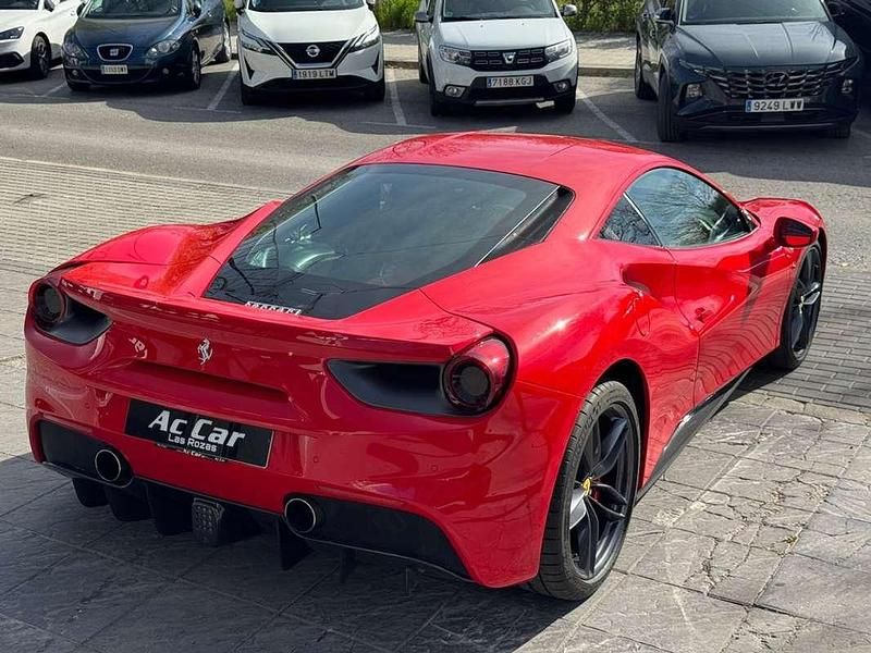 Usado Ferrari 488 669 CV (492 kW) 2015 Rojo Coupe