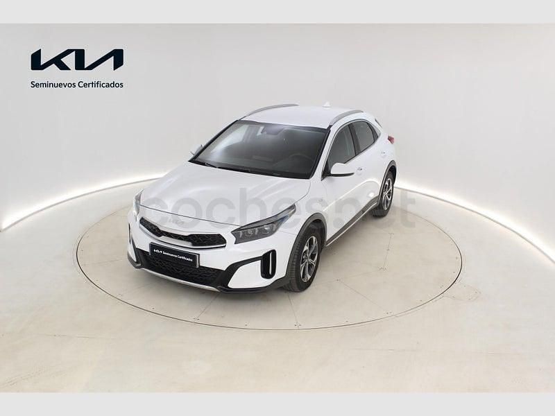 Usado Kia XCeed 140 CV (102 kW) 2025 Blanco SUV