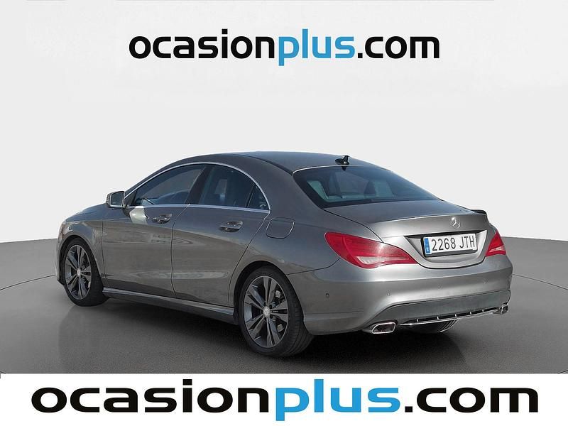 Käytetty Mercedes CLA180 Urban 122 HP (89 kW) 2015 Harmaa Sedan