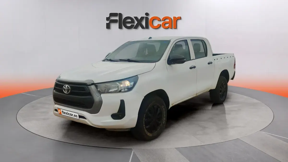 Usado Toyota HiLux 150 CV (110 kW) 2021 Blanco Pickup/Camioneta