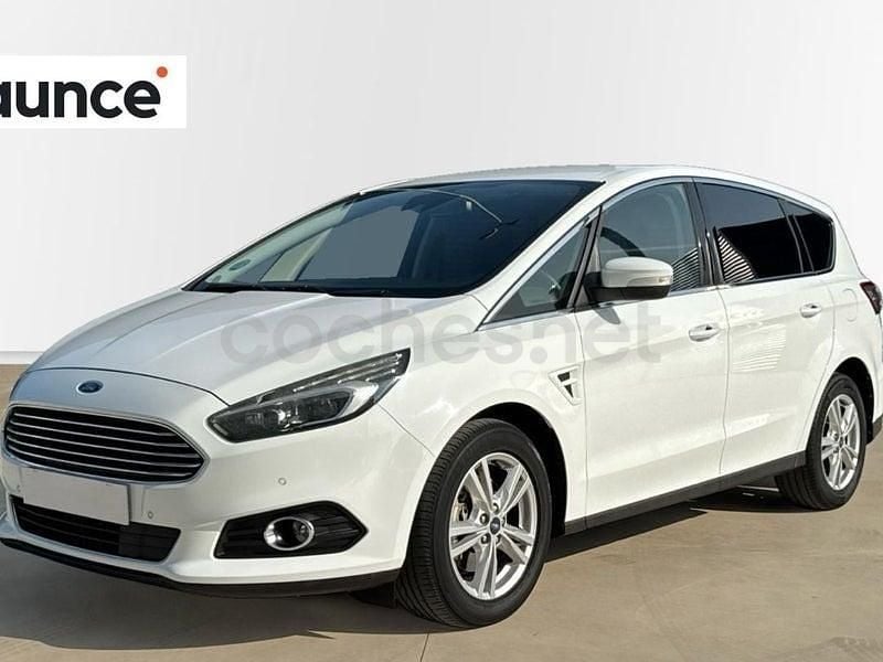 Begagnad Ford S-MAX Titanium 180 HK (132 kW) 2017 Vit Minibuss