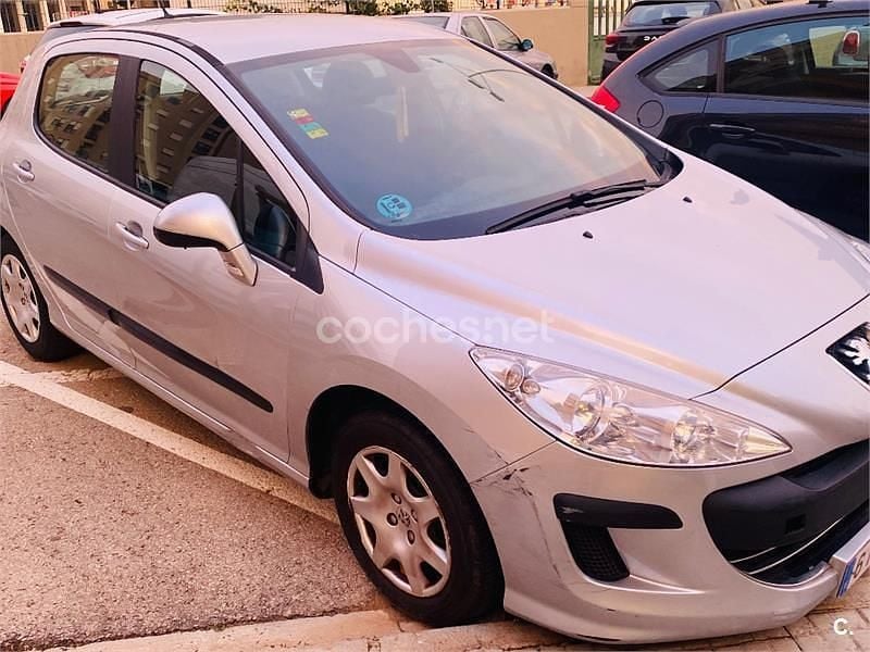 Usado Peugeot 308 120 CV (88 kW) 2009 Gris / plata Berlina