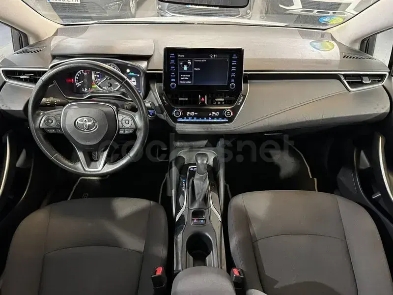 Usado Toyota Corolla Business Edition 122 CV (89 kW) 2021 Blanco Berlina