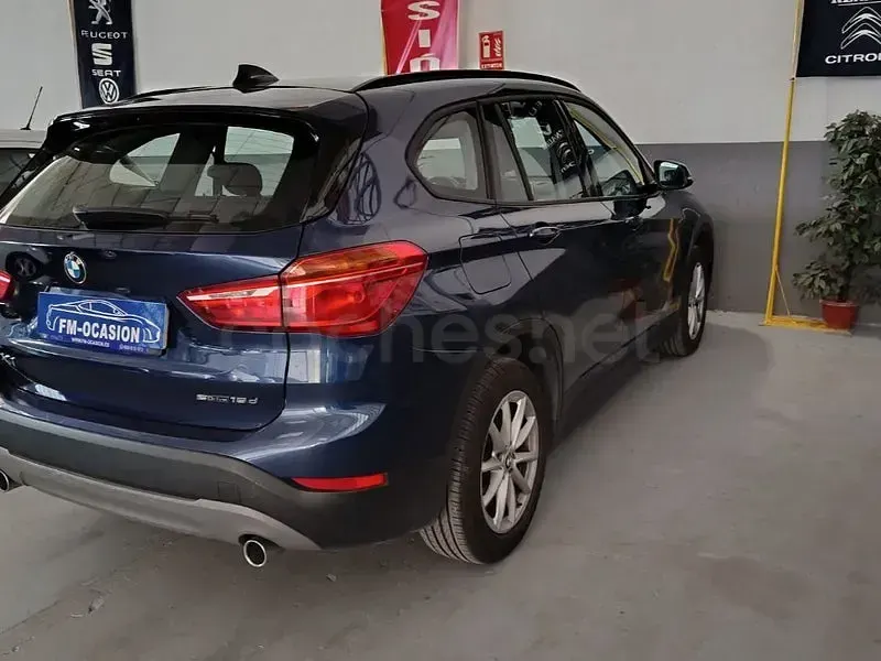 Usado BMW X1 Comfort Edition 150 CV (110 kW) 2018 Azul SUV