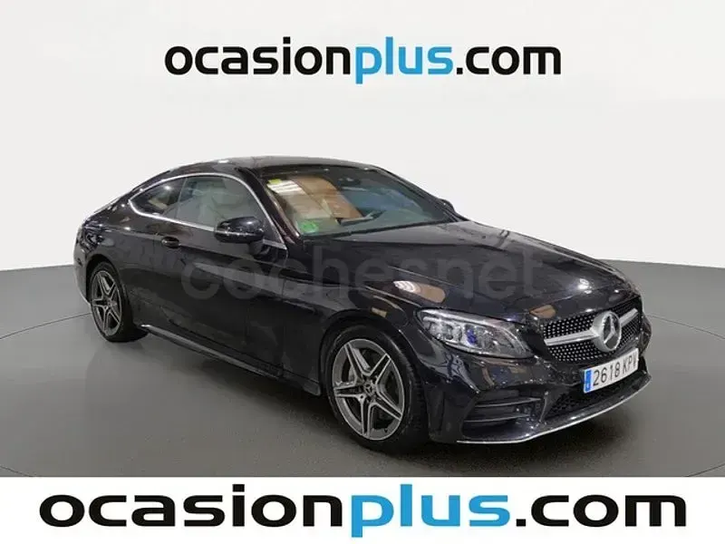 Usado Mercedes C300 258 CV (189 kW) 2018 Negro Coupe