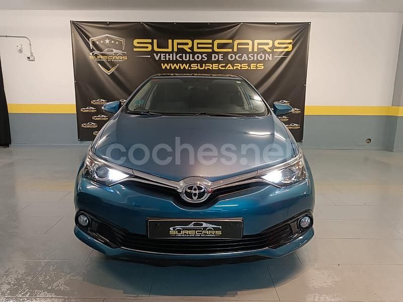 Usado Toyota Auris Active 116 CV (85 kW) 2016 Azul Berlina