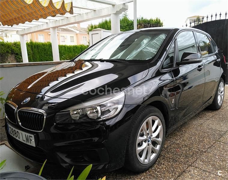 Usado BMW 225 Active Tourer iPerformance 224 CV (164 kW) 2018 Negro Monovolumen