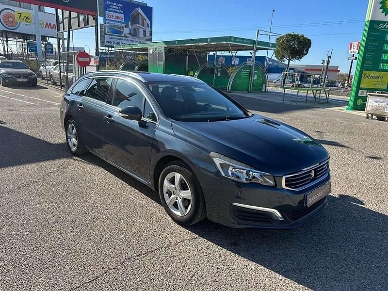 Usado Peugeot 508 SW Active 120 CV (88 kW) 2016 Azul Familiar