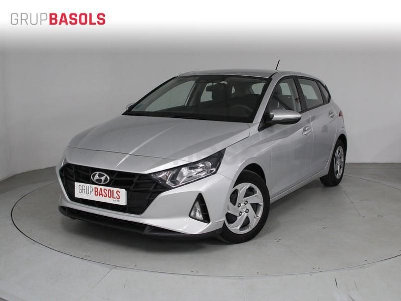 Usado Hyundai i20 84 CV (61 kW) 2022 Gris / plata Utilitario