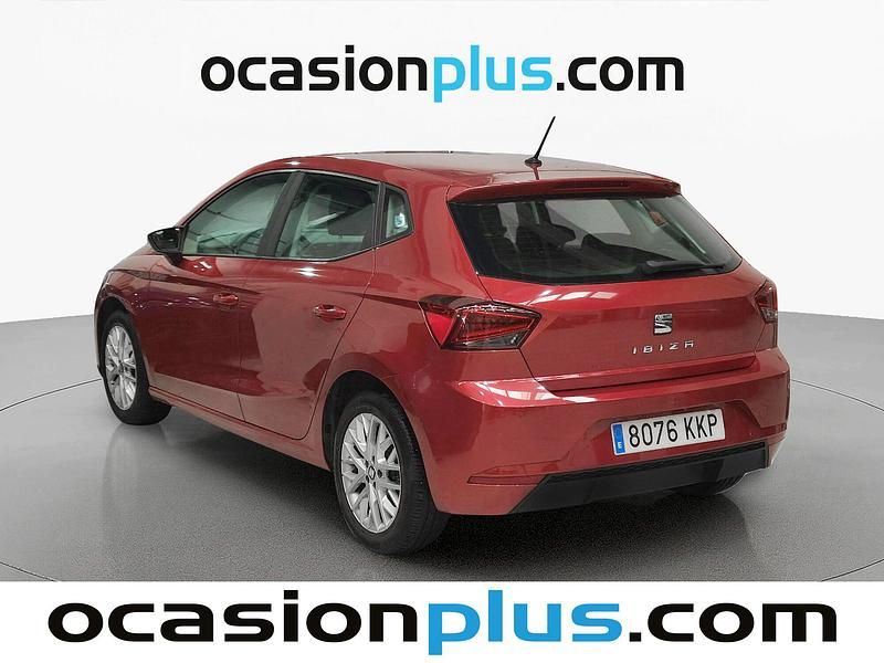 Usado Seat Ibiza Style 115 CV (84 kW) 2018 Rojo Utilitario