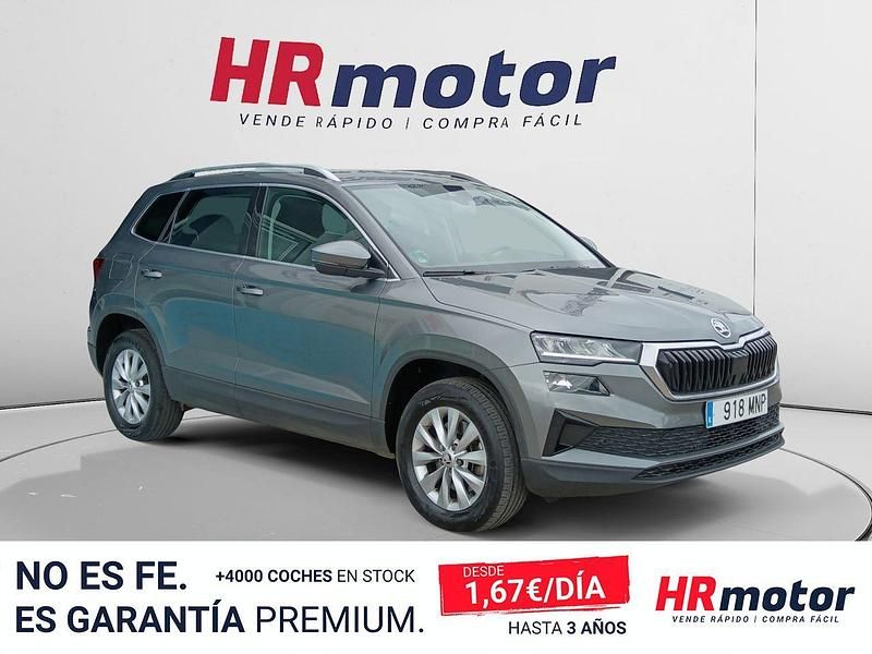 Usado Skoda Karoq Ambition 116 CV (85 kW) 2024 Gris SUV