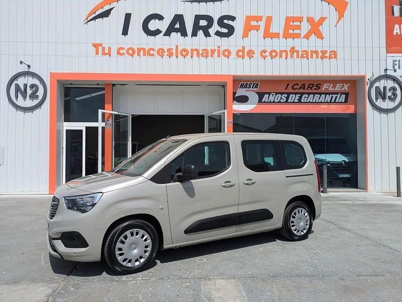 Gray Usado 2021 Opel Combo Berlina | 11.990 € (Caro) - Imagen 1/4