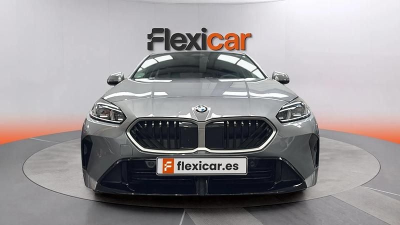 Usado BMW 116 122 CV (89 kW) 2025 Gris Utilitario