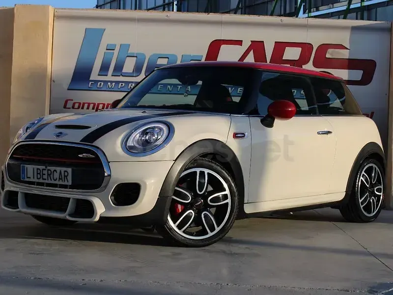 Usado Mini John Cooper Works 231 CV (169 kW) 2016 Beige Utilitario