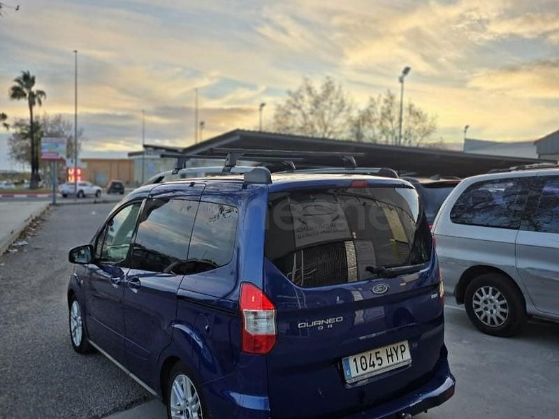 Usado Ford Tourneo Connect Trend 100 CV (73 kW) 2014 Azul Monovolumen