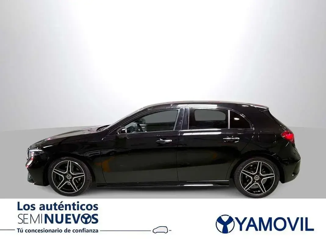 Usado Mercedes A180 Advanced 136 CV (100 kW) 2024 Negro Utilitario