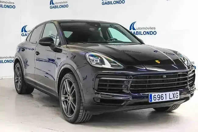 Usado Porsche Cayenne E-Hybrid 462 CV (339 kW) 2022 Negro SUV