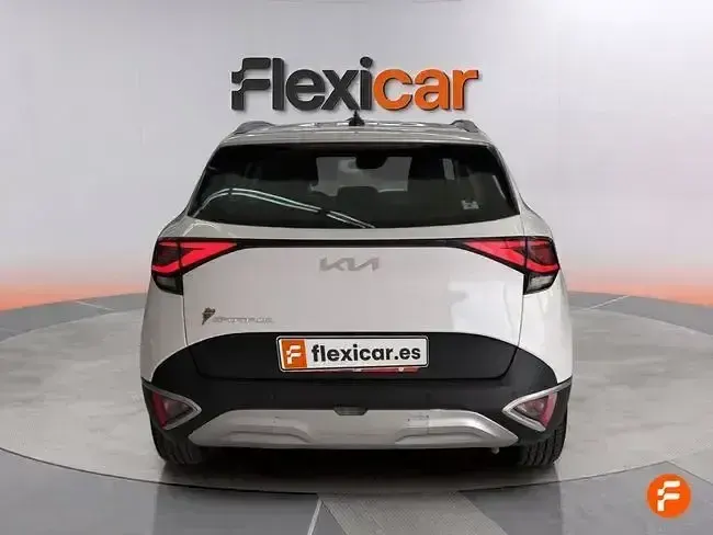 Usado Kia Sportage 160 CV (117 kW) 2024 Blanco SUV