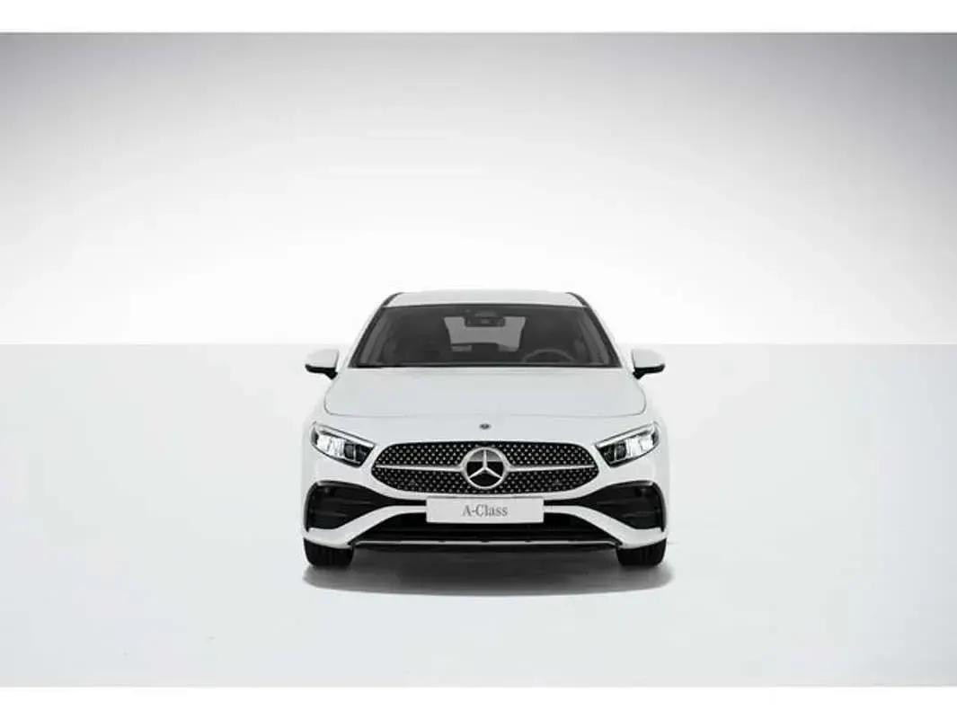 Usado Mercedes A180 109 CV (80 kW) 2024 Blanco Utilitario