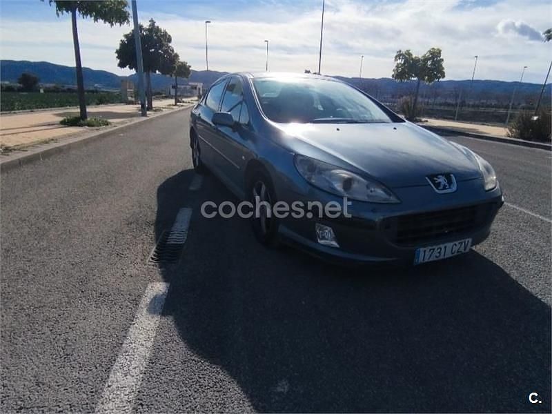 Usado Peugeot 407 136 CV (100 kW) 2004 Gris / plata Berlina