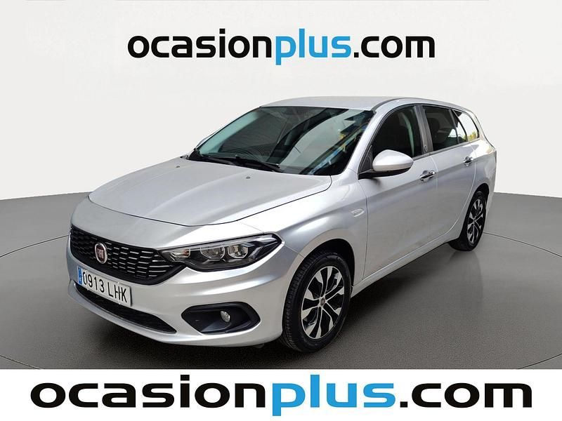 Usado Fiat Tipo Mirror 95 CV (69 kW) 2020 Gris Familiar