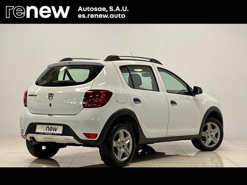 Usado Dacia Sandero Essentiel 101 CV (74 kW) 2020 Blanco Berlina