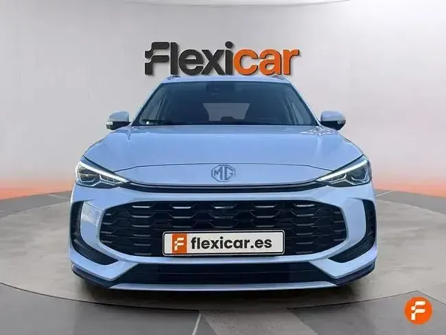 Usado MG ZS Luxury 197 CV (144 kW) 2025 Blanco SUV