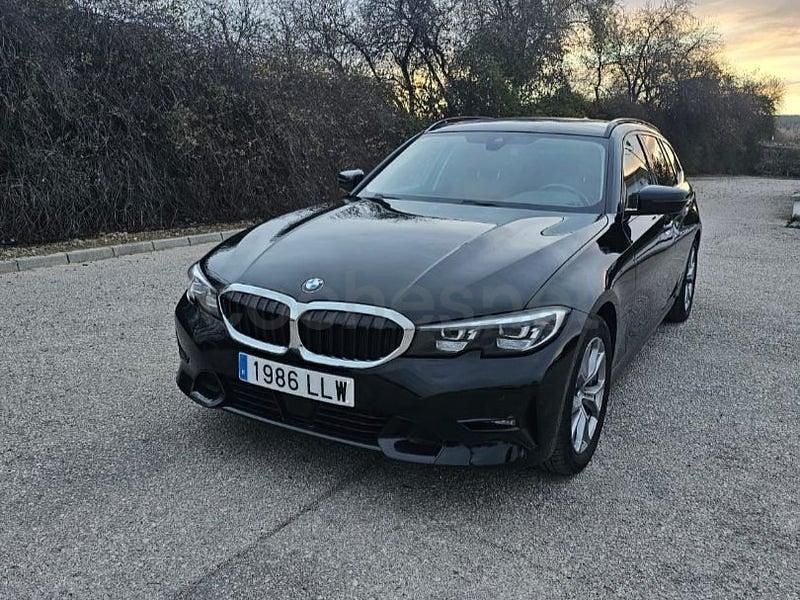 Usado BMW 318 xLine 150 CV (110 kW) 2021 Negro Familiar