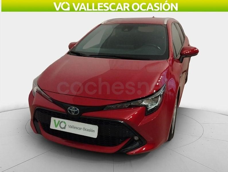 Usado Toyota Corolla Active 122 CV (89 kW) 2019 Rojo Familiar