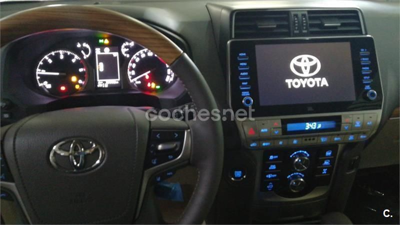 Usado Toyota Land Cruiser Limited 204 CV (150 kW) 2021 Gris / plata SUV