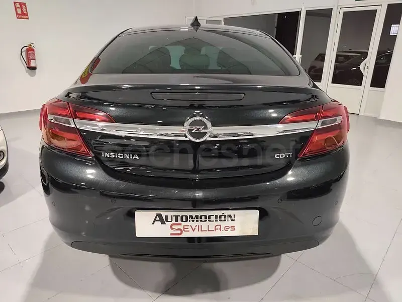 Usado Opel Insignia Eco 136 CV (100 kW) 2016 Negro Berlina