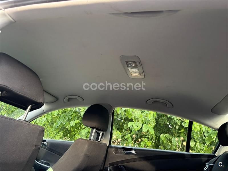 Negro Usado 2006 VW Passat Highline Berlina | 4000 € (Buen precio) - Imagen 1/4