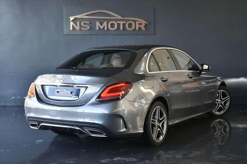 Usado Mercedes C200 160 CV (117 kW) 2019 Gris / plata Berlina