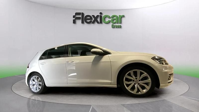 Usado VW Golf VII Advance 150 CV (110 kW) 2019 Blanco Utilitario