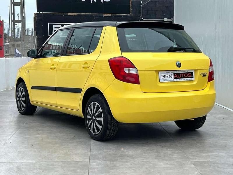 Occasion Skoda Fabia 60 ch (44 kW) 2008 Jaune Citadine