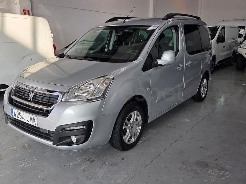Gris / plata Usado 2016 Peugeot Partner Tepee Style Monovolumen | 11.990 € (Precio justo) - Imagen 1/4