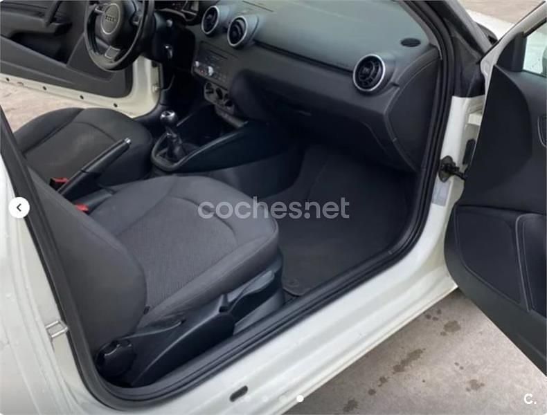 Usado Audi A1 Ambition 90 CV (66 kW) 2011 Blanco Utilitario