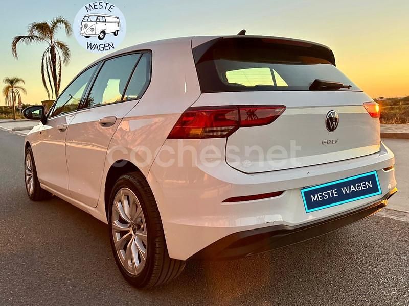 Usado VW Golf VIII Life 115 CV (84 kW) 2022 Blanco Berlina