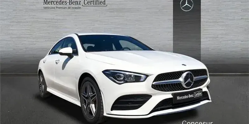 Usado Mercedes CLA180 136 CV (100 kW) 2022 Blanco Coupe