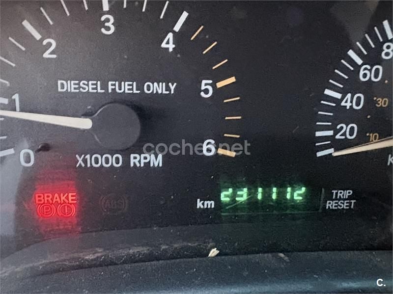 Usado Jeep Cherokee Sport 115 CV (84 kW) 1998 Gris / plata SUV