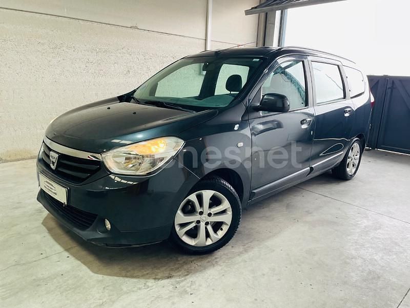 Gris / plata Usado 2015 Dacia Lodgy Lauréate Monovolumen | 8490 € (Un poco caro) - Imagen 1/4