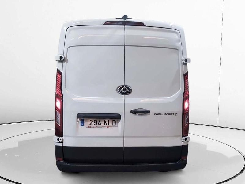 Usado Maxus V90 150 CV (110 kW) 2023 Blanco Van