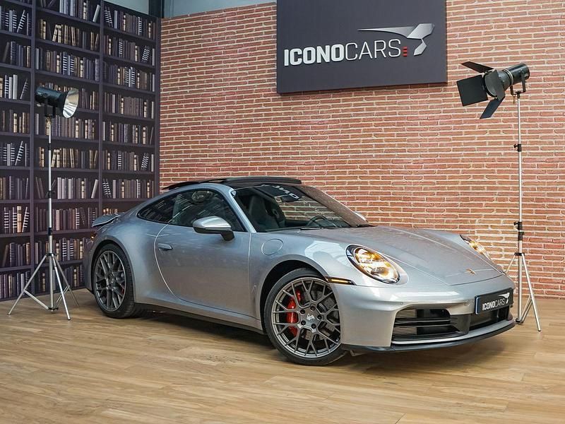 Gris / plata Nuevo 2024 Porsche 911 Carrera Coupe | 159.900 € (Super precio) - Imagen 1/4