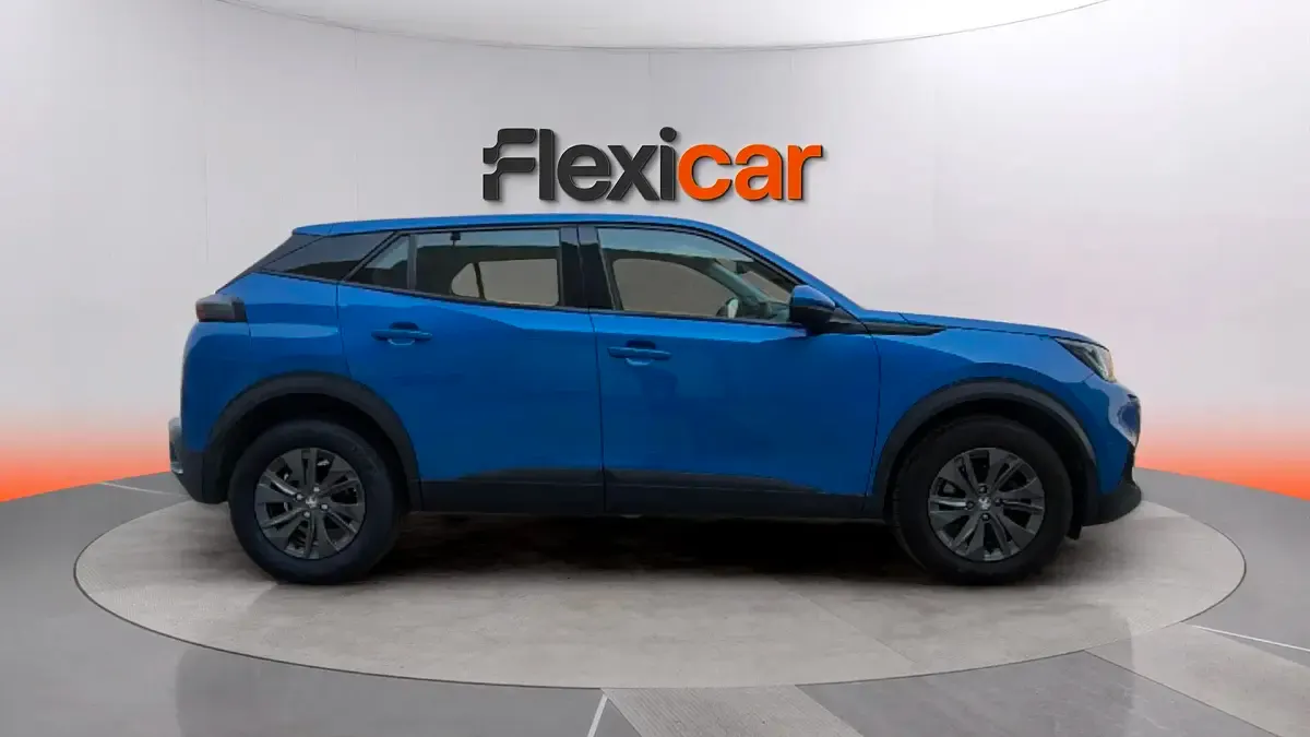Usado Peugeot 2008 Active 101 CV (74 kW) 2021 Azul SUV